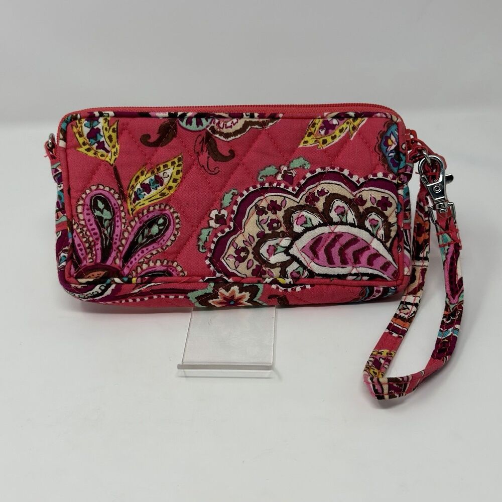 Vera Bradley Retired Pink Quilted Wristlet Zip Wallet Floral Cotton